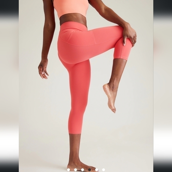 Athleta Ultimate Stash II Tight in Coral Petal - Picture 3 of 5